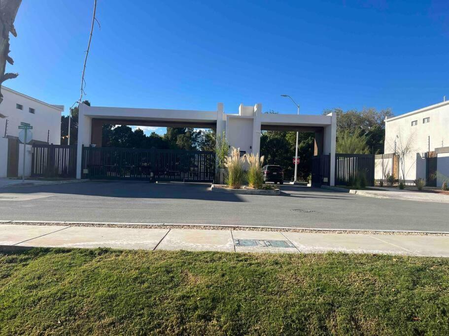 סיודאד חוארס Arcana Lujo Residencial מראה חיצוני תמונה